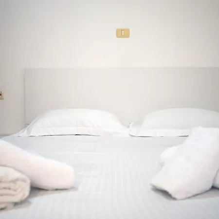 Melek Luxury Unit 15 Gjirokastër